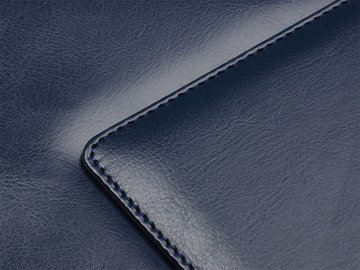 námořnická modrá